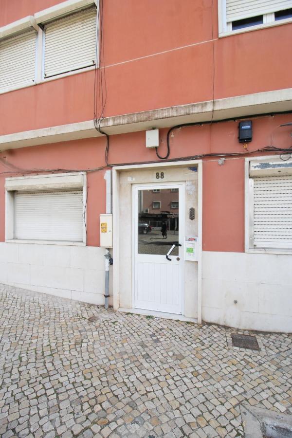 Apartament Oriente Dna Vi *
